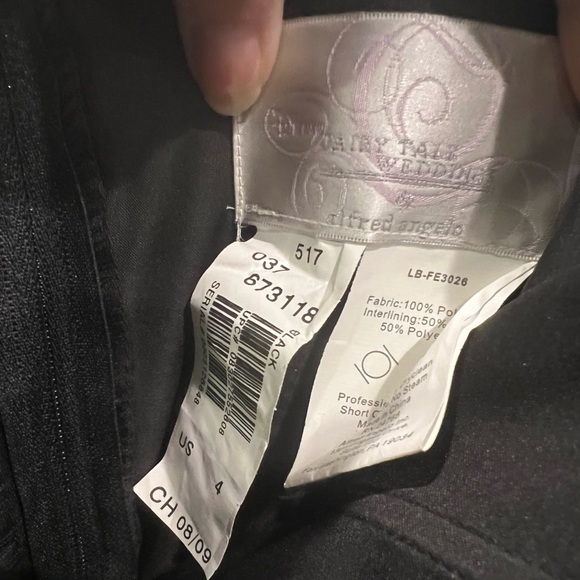 Womens black long gown - Picture 3 of 3